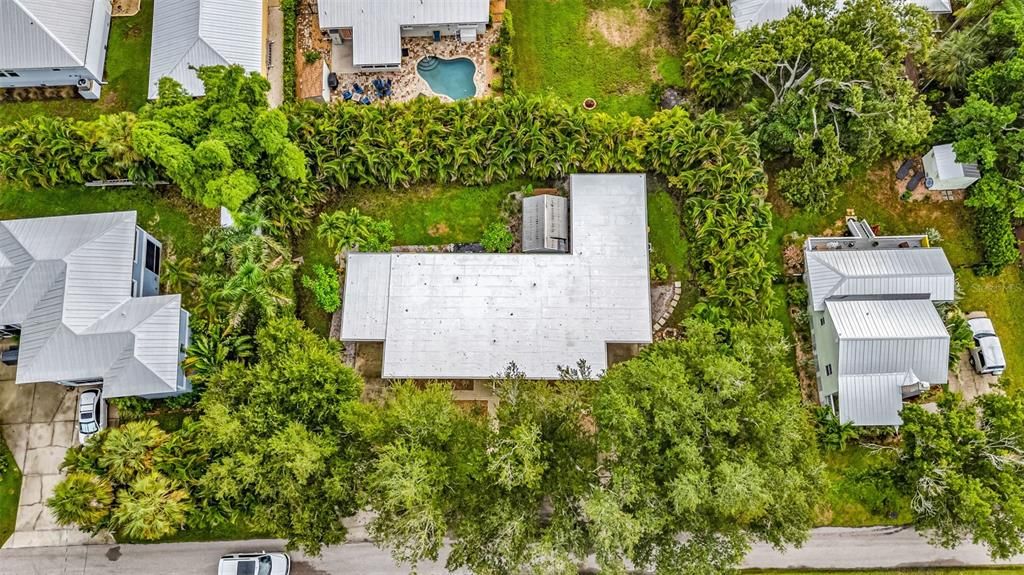 Под контрактом: $350,000 (4 спален, 0 ванн, 2016 Квадратных фут)