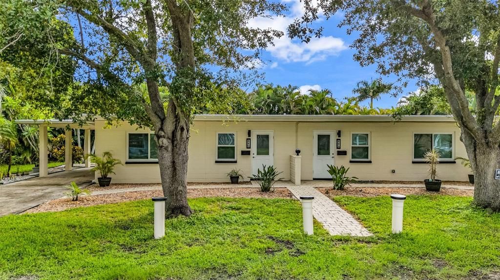 Под контрактом: $350,000 (4 спален, 0 ванн, 2016 Квадратных фут)