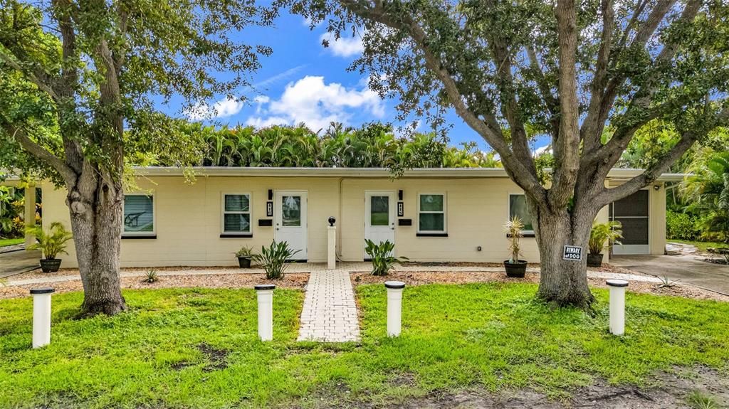 Под контрактом: $350,000 (4 спален, 0 ванн, 2016 Квадратных фут)