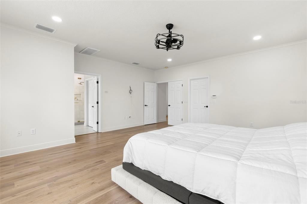 待售: $999,999 (4 贝兹, 2 浴室, 2767 平方英尺)