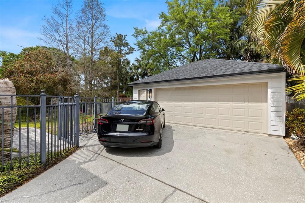 待售: $999,999 (4 贝兹, 2 浴室, 2767 平方英尺)