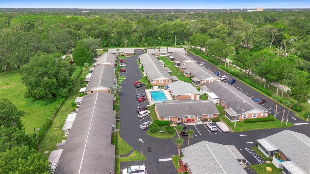 Active With Contract: $179,900 (2 beds, 1 baths, 930 Square Feet)