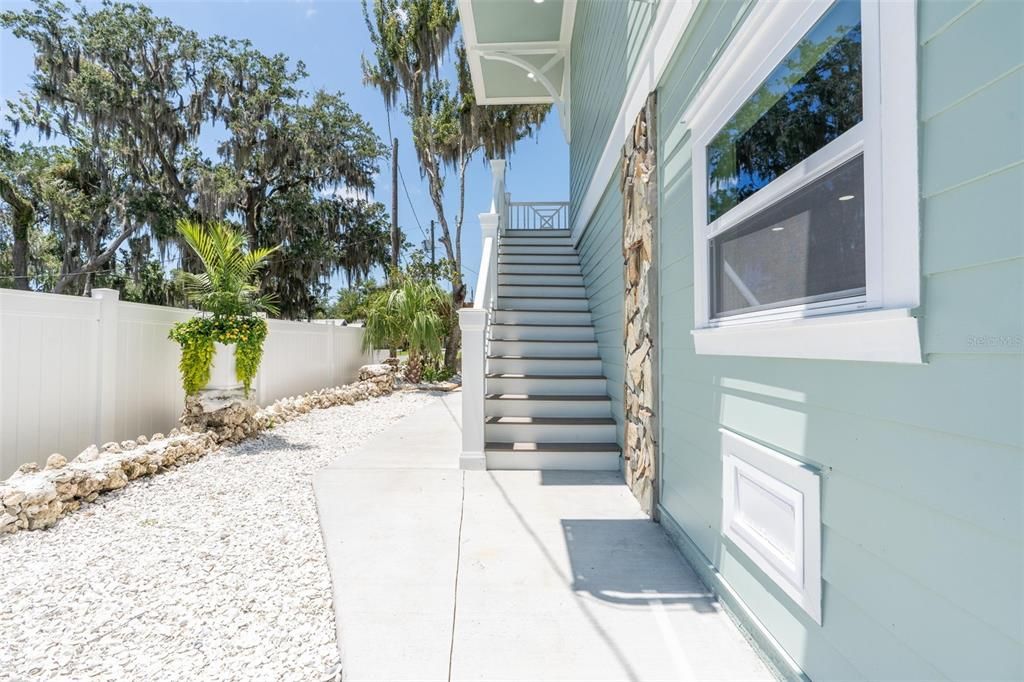 For Sale: $1,950,000 (5 beds, 4 baths, 3251 Square Feet)