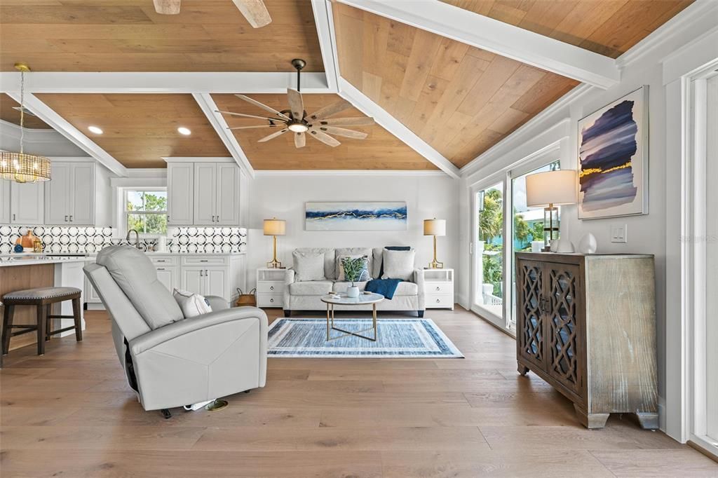 For Sale: $1,950,000 (5 beds, 4 baths, 3251 Square Feet)