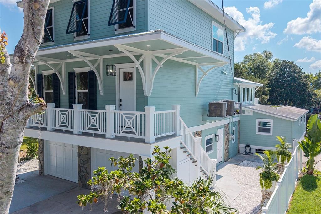 For Sale: $1,950,000 (5 beds, 4 baths, 3251 Square Feet)