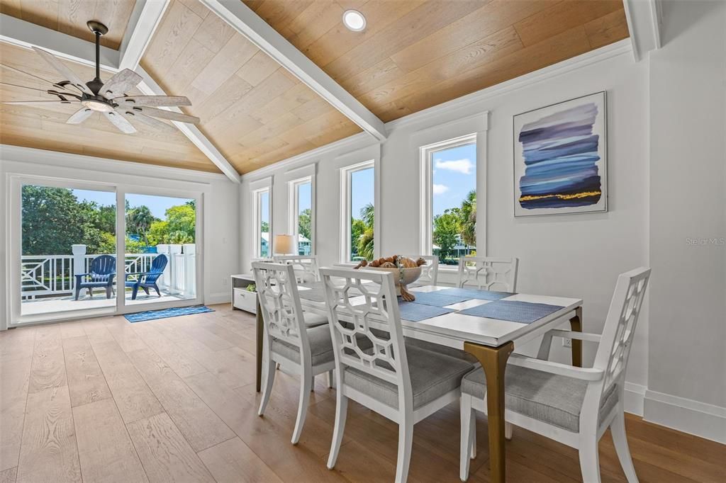 For Sale: $1,950,000 (5 beds, 4 baths, 3251 Square Feet)