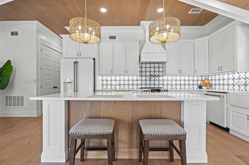 For Sale: $1,950,000 (5 beds, 4 baths, 3251 Square Feet)