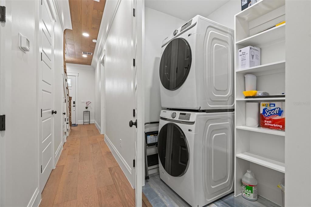 For Sale: $1,950,000 (5 beds, 4 baths, 3251 Square Feet)