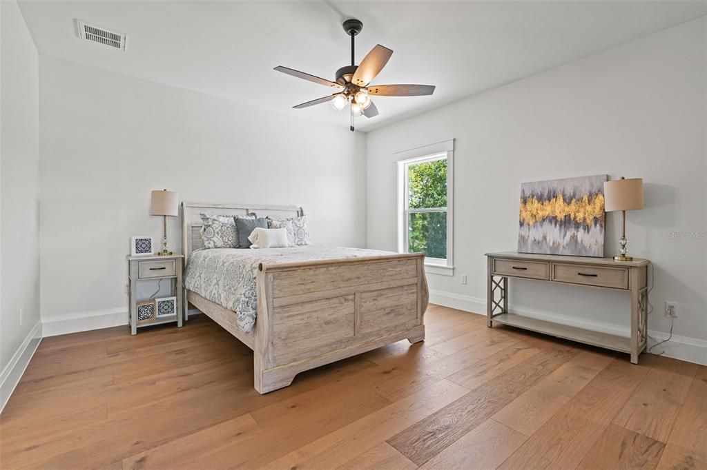 For Sale: $1,950,000 (5 beds, 4 baths, 3251 Square Feet)