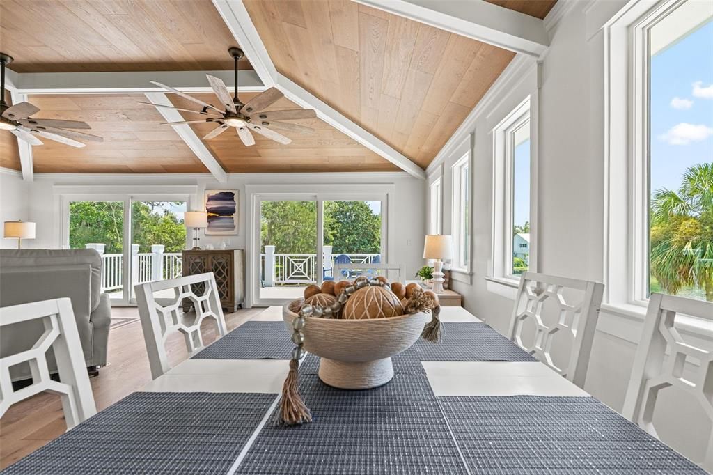 For Sale: $1,950,000 (5 beds, 4 baths, 3251 Square Feet)