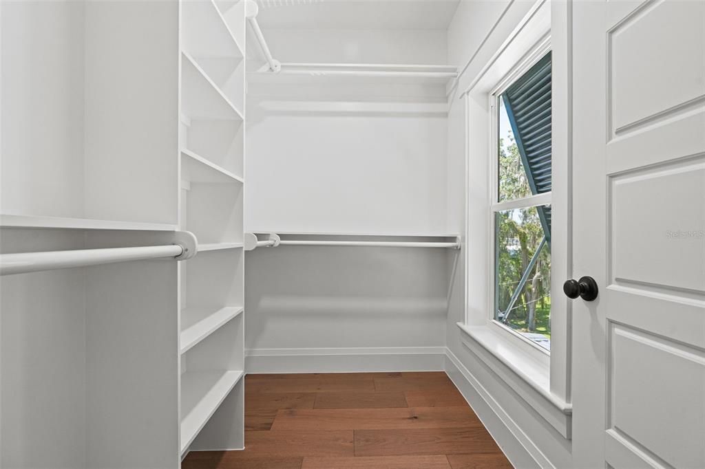 For Sale: $1,950,000 (5 beds, 4 baths, 3251 Square Feet)