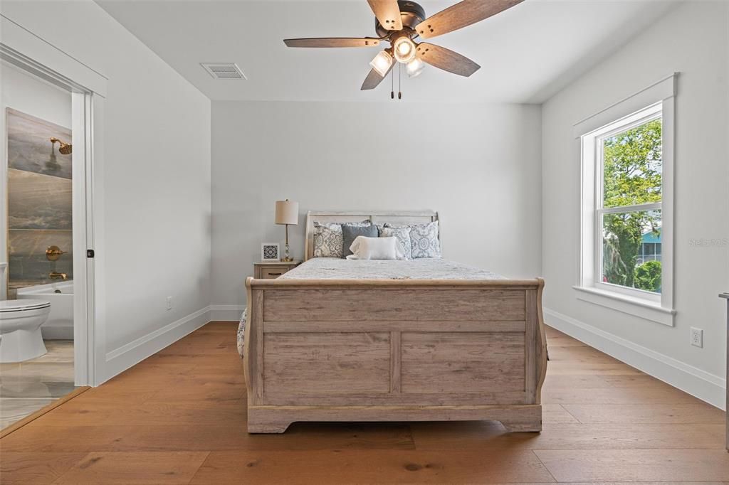 For Sale: $1,950,000 (5 beds, 4 baths, 3251 Square Feet)