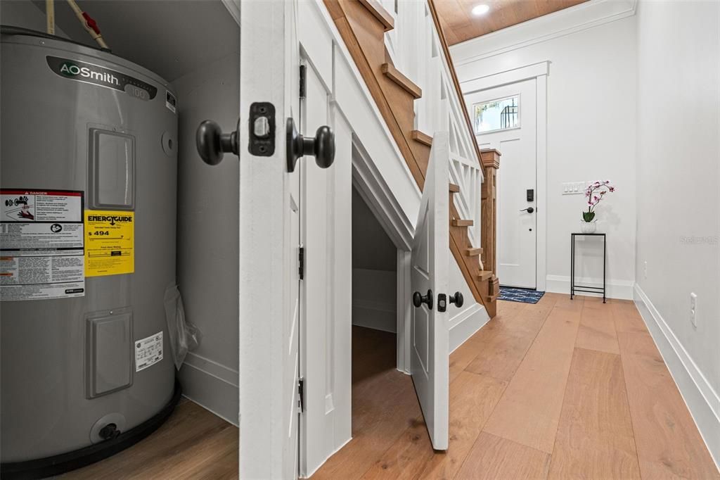 For Sale: $1,950,000 (5 beds, 4 baths, 3251 Square Feet)