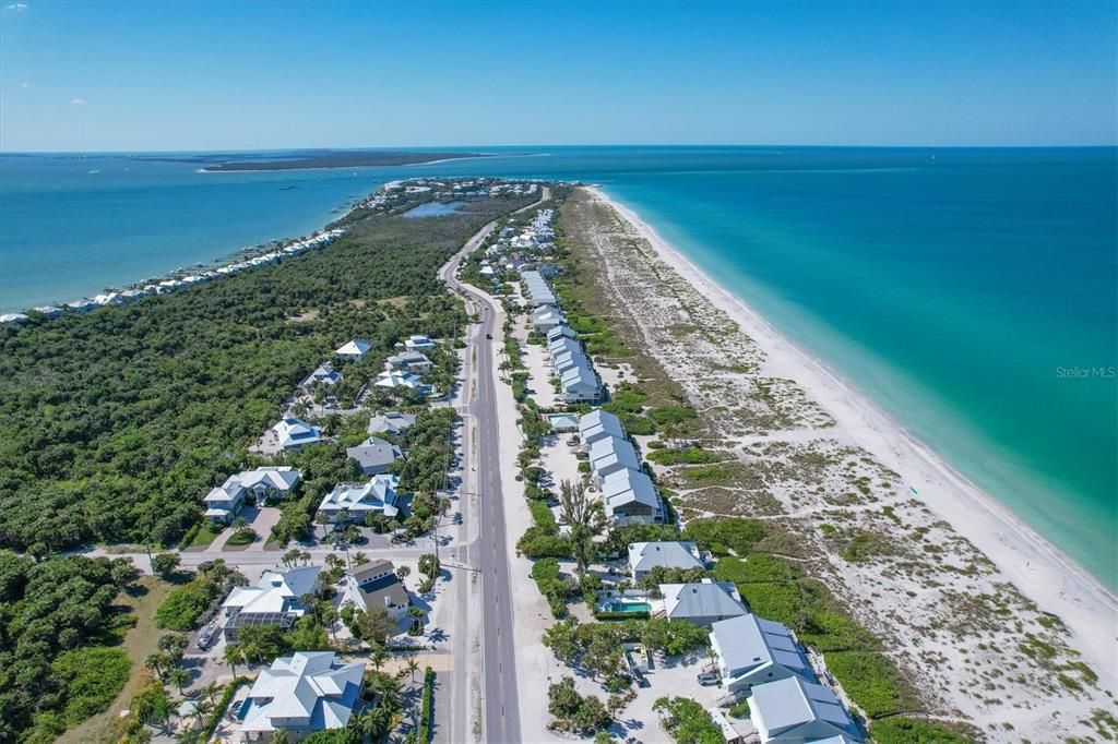 出租: $5,230 (3 贝兹, 2 浴室, 2064 平方英尺)