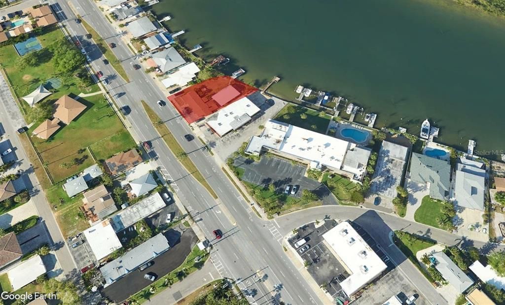 待售: $949,000 (0.20 acres)