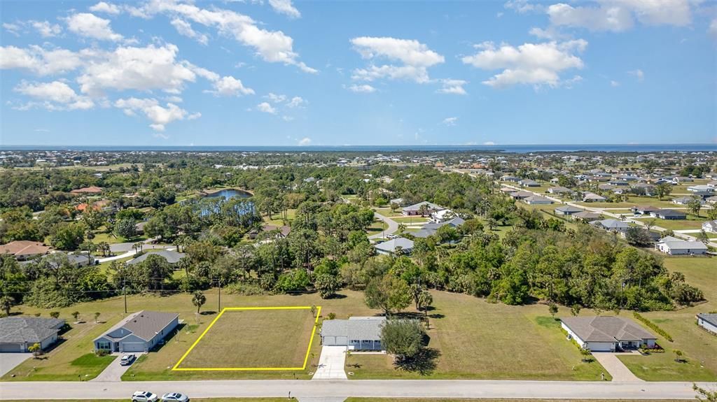 最近售出: $35,000 (0.23 acres)