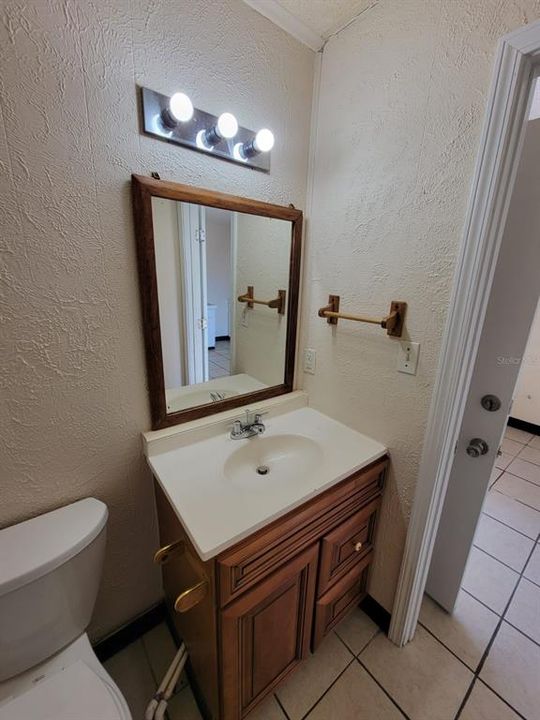 В аренду: $850 (1 спален, 1 ванн, 180 Квадратных фут)