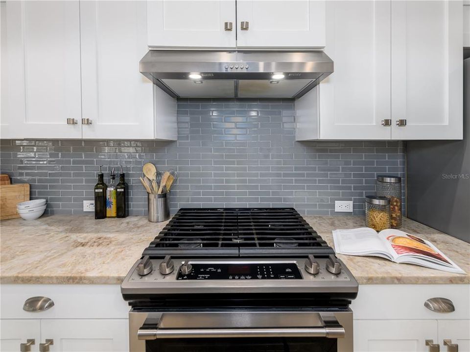 На продажу: $924,900 (5 спален, 3 ванн, 3501 Квадратных фут)