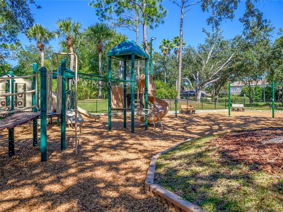 На продажу: $924,900 (5 спален, 3 ванн, 3501 Квадратных фут)