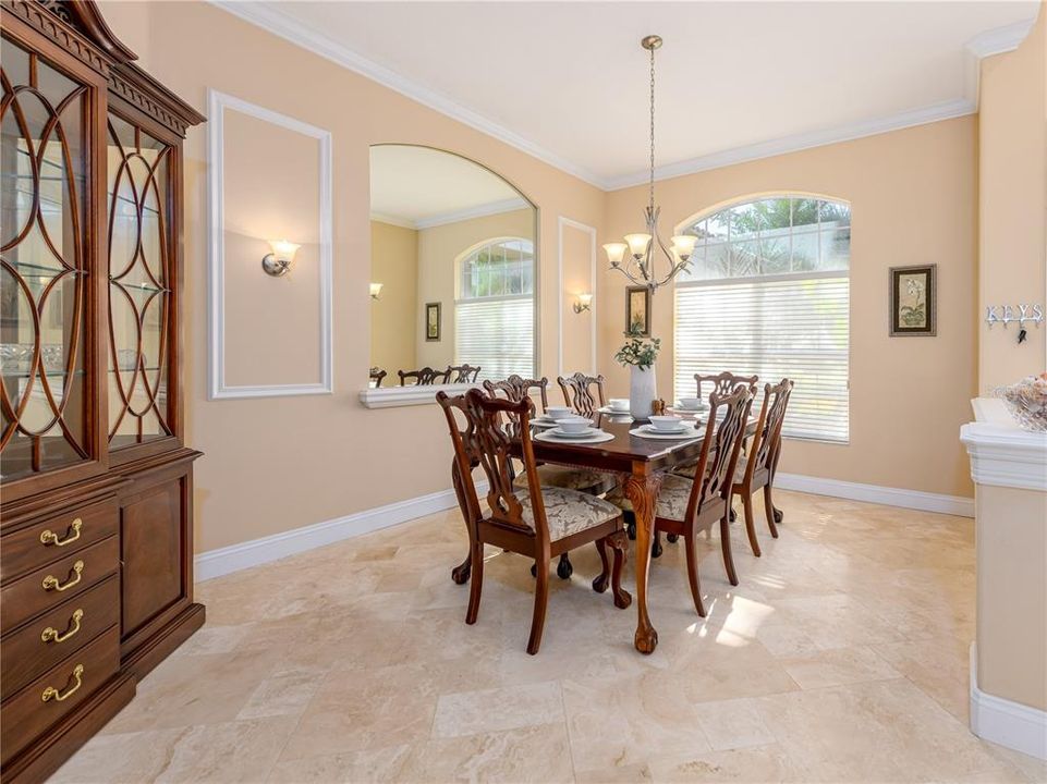 На продажу: $924,900 (5 спален, 3 ванн, 3501 Квадратных фут)