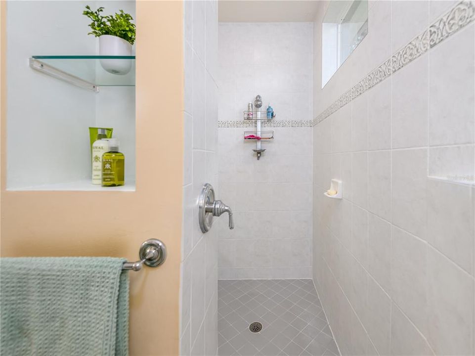 На продажу: $924,900 (5 спален, 3 ванн, 3501 Квадратных фут)