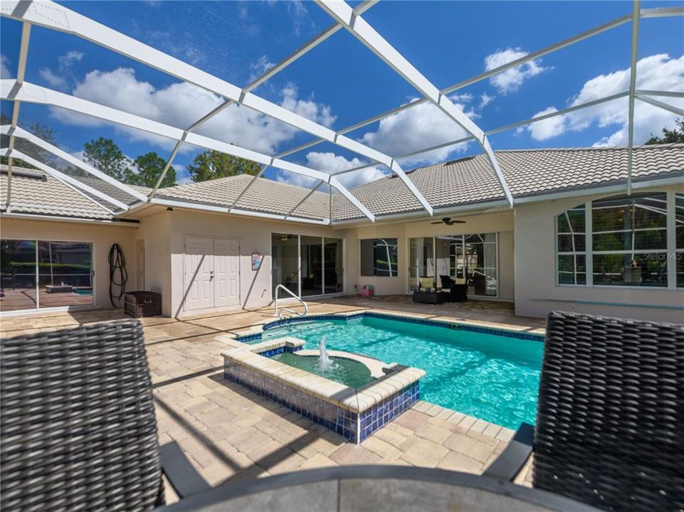 На продажу: $924,900 (5 спален, 3 ванн, 3501 Квадратных фут)