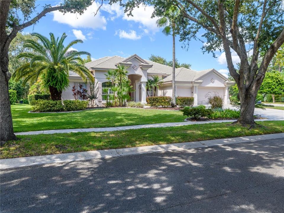 На продажу: $924,900 (5 спален, 3 ванн, 3501 Квадратных фут)