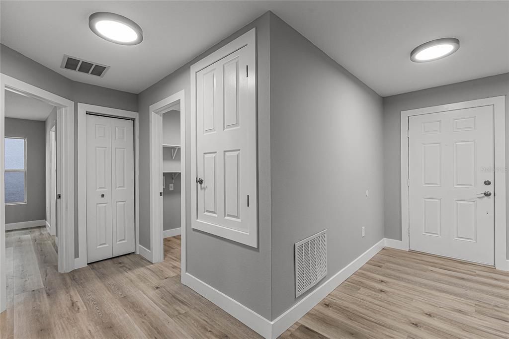 En Renta: $2,850 (4 camas, 2 baños, 1899 Pies cuadrados)