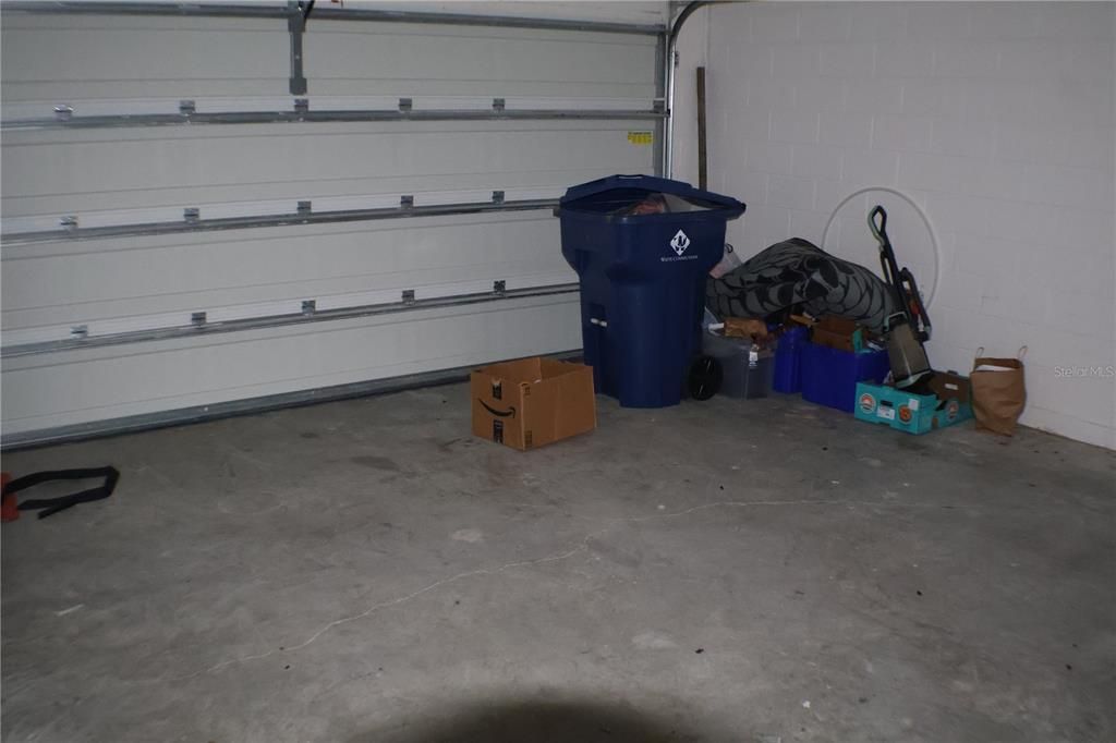 На продажу: $319,900 (4 спален, 2 ванн, 1812 Квадратных фут)