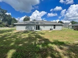 Activo con contrato: $1,500 (3 camas, 2 baños, 1173 Pies cuadrados)