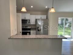 Activo con contrato: $1,500 (3 camas, 2 baños, 1173 Pies cuadrados)