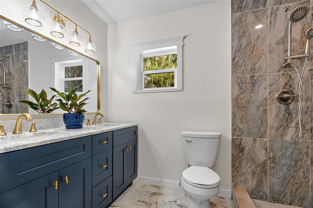 На продажу: $483,000 (4 спален, 3 ванн, 2491 Квадратных фут)