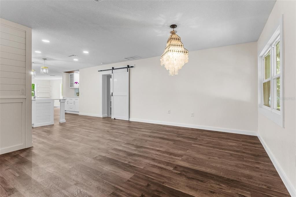 На продажу: $483,000 (4 спален, 3 ванн, 2491 Квадратных фут)