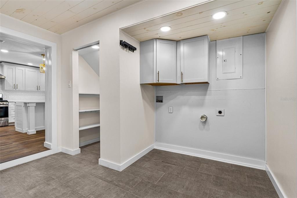 На продажу: $483,000 (4 спален, 3 ванн, 2491 Квадратных фут)