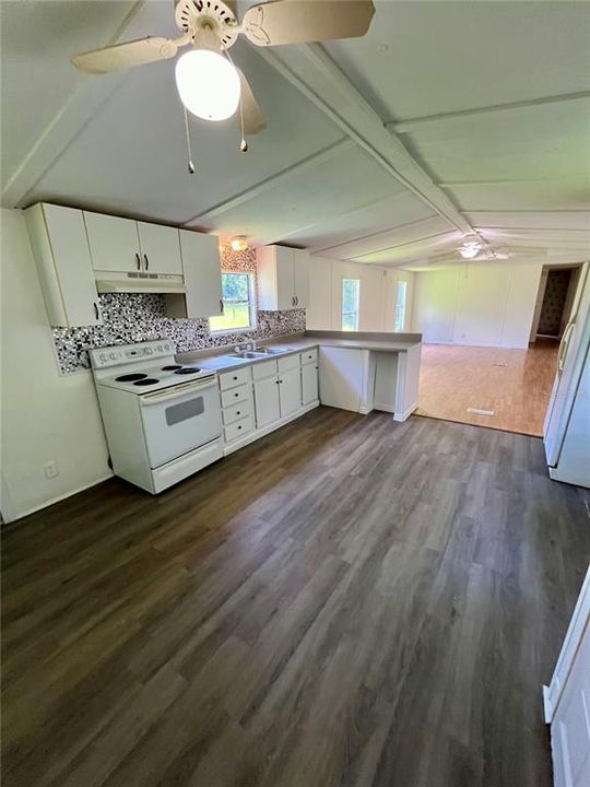 待售: $139,900 (3 贝兹, 3 浴室, 1500 平方英尺)