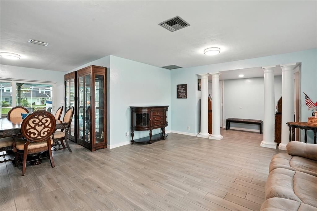 На продажу: $635,000 (3 спален, 2 ванн, 1837 Квадратных фут)