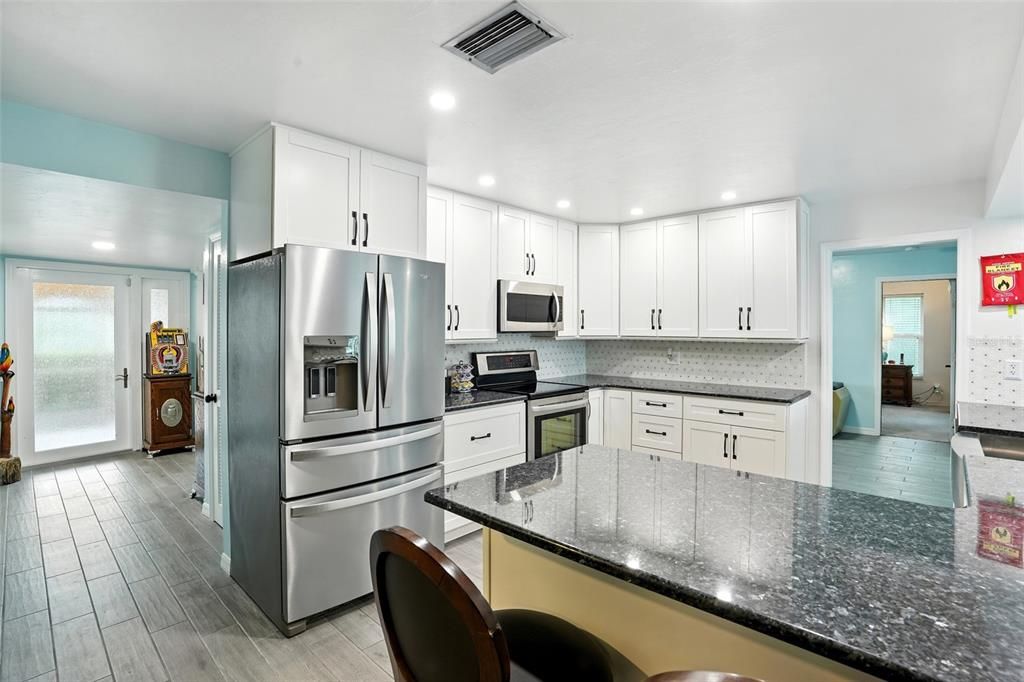 На продажу: $635,000 (3 спален, 2 ванн, 1837 Квадратных фут)