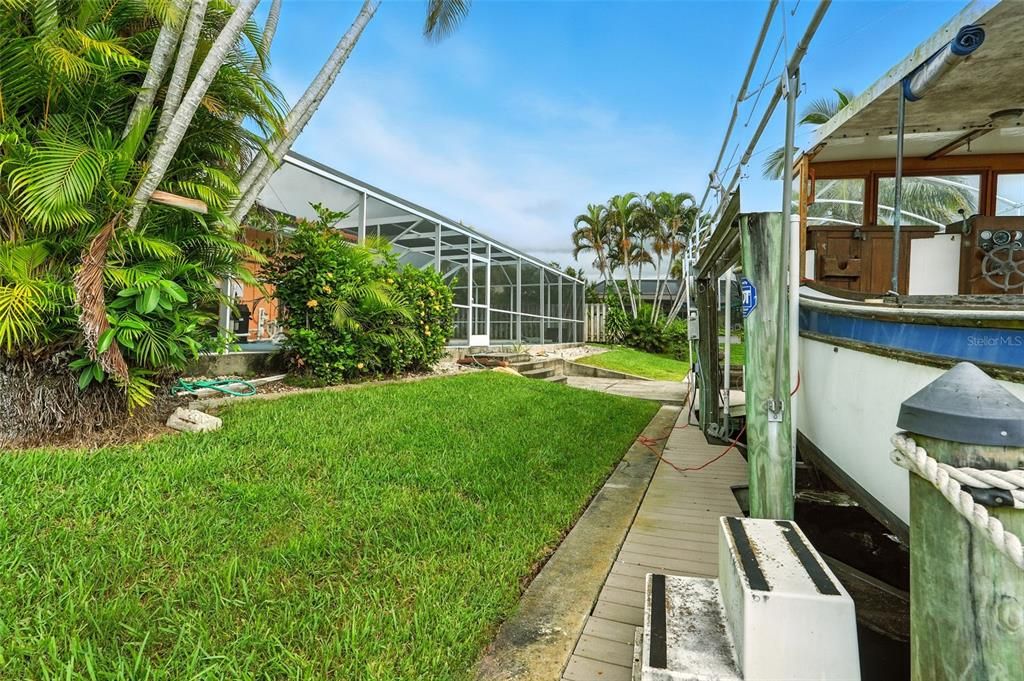 На продажу: $635,000 (3 спален, 2 ванн, 1837 Квадратных фут)