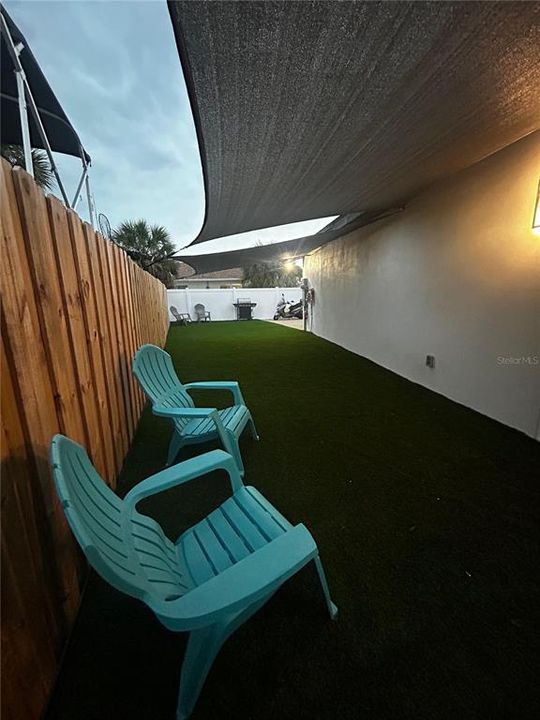 Под контрактом: $230,000 (3 спален, 2 ванн, 1573 Квадратных фут)