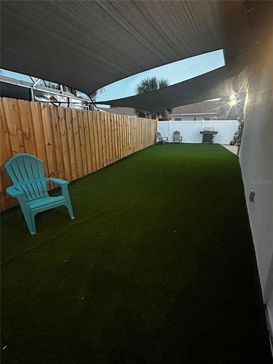 Под контрактом: $230,000 (3 спален, 2 ванн, 1573 Квадратных фут)