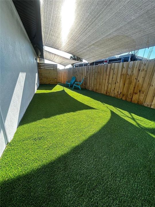 Под контрактом: $230,000 (3 спален, 2 ванн, 1573 Квадратных фут)