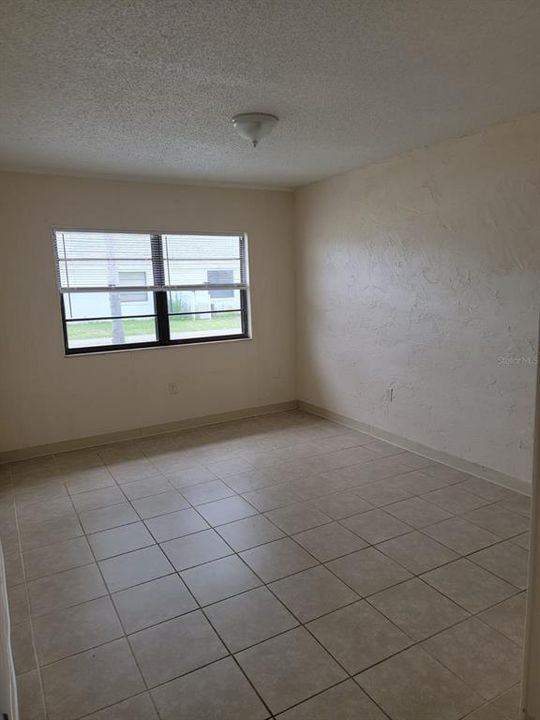 For Rent: $1,150 (2 beds, 2 baths, 980 Square Feet)
