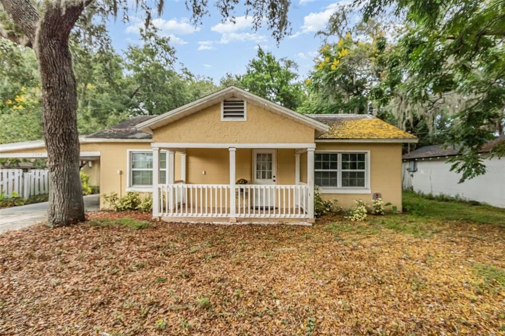 Active With Contract: $230,000 (3 beds, 2 baths, 1544 Square Feet)