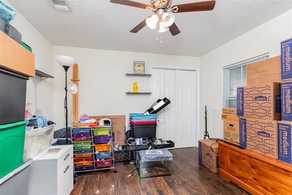 Active With Contract: $230,000 (3 beds, 2 baths, 1544 Square Feet)