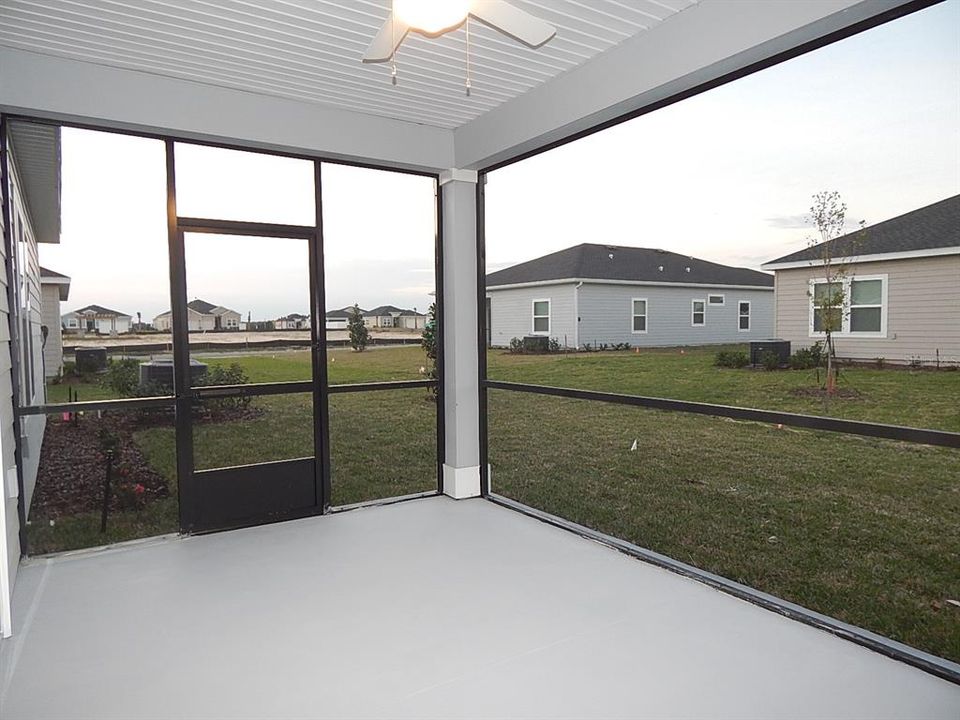 Под контрактом: $1,850 (3 спален, 2 ванн, 2141 Квадратных фут)