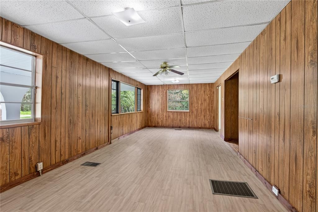 En Venta: $180,000 (2 camas, 1 baños, 1394 Pies cuadrados)