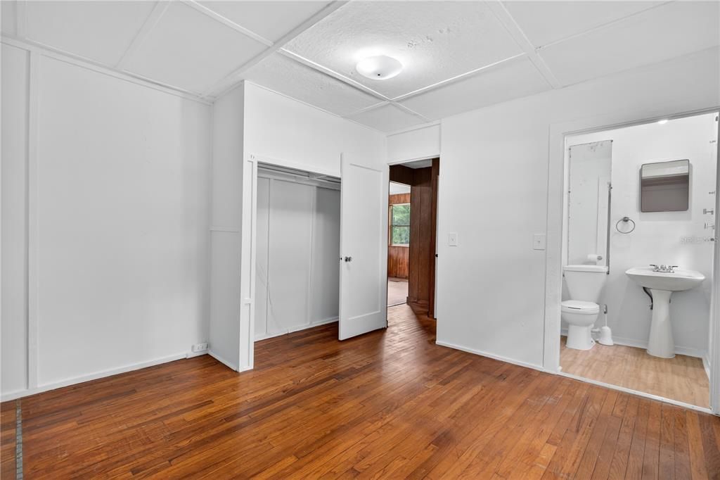 En Venta: $180,000 (2 camas, 1 baños, 1394 Pies cuadrados)