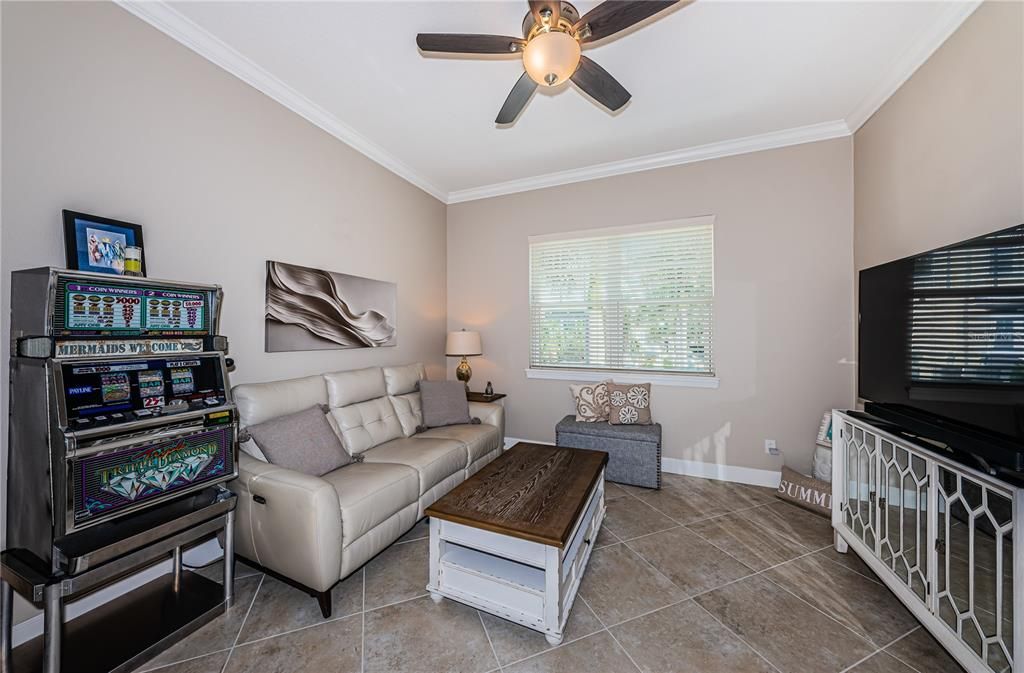 En Venta: $1,250,000 (4 camas, 3 baños, 1935 Pies cuadrados)