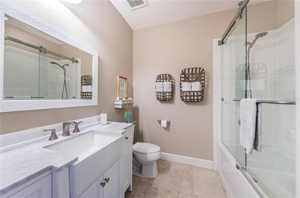 En Venta: $1,250,000 (4 camas, 3 baños, 1935 Pies cuadrados)