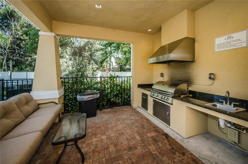 En Venta: $1,250,000 (4 camas, 3 baños, 1935 Pies cuadrados)